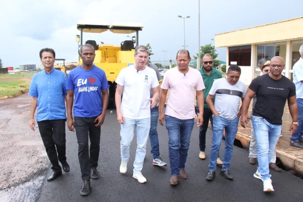 Por que tentam bater em Lucas Antonietti?